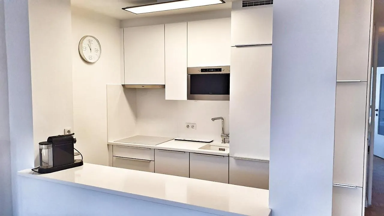 Cityview At Park Side, Antwerp, Free Indoor Parking Apartment  Antwerp